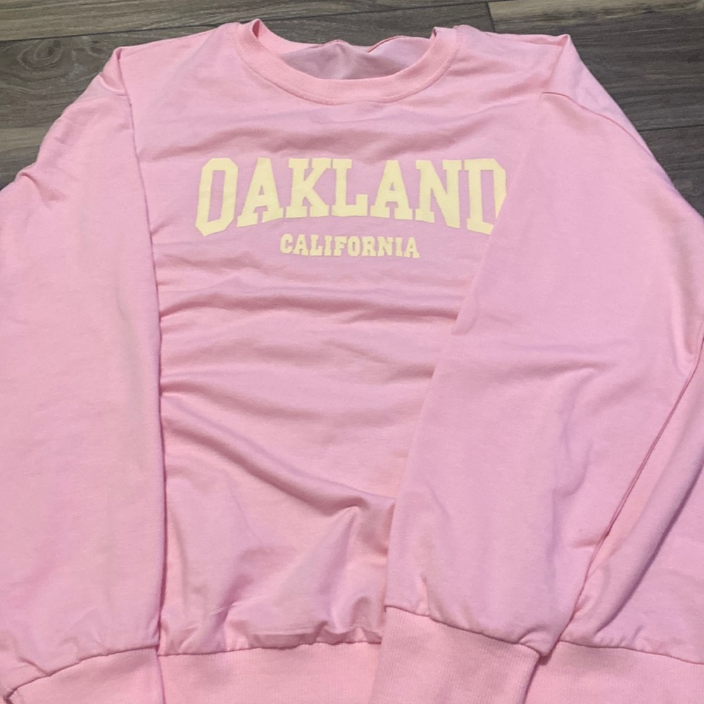 crew neck